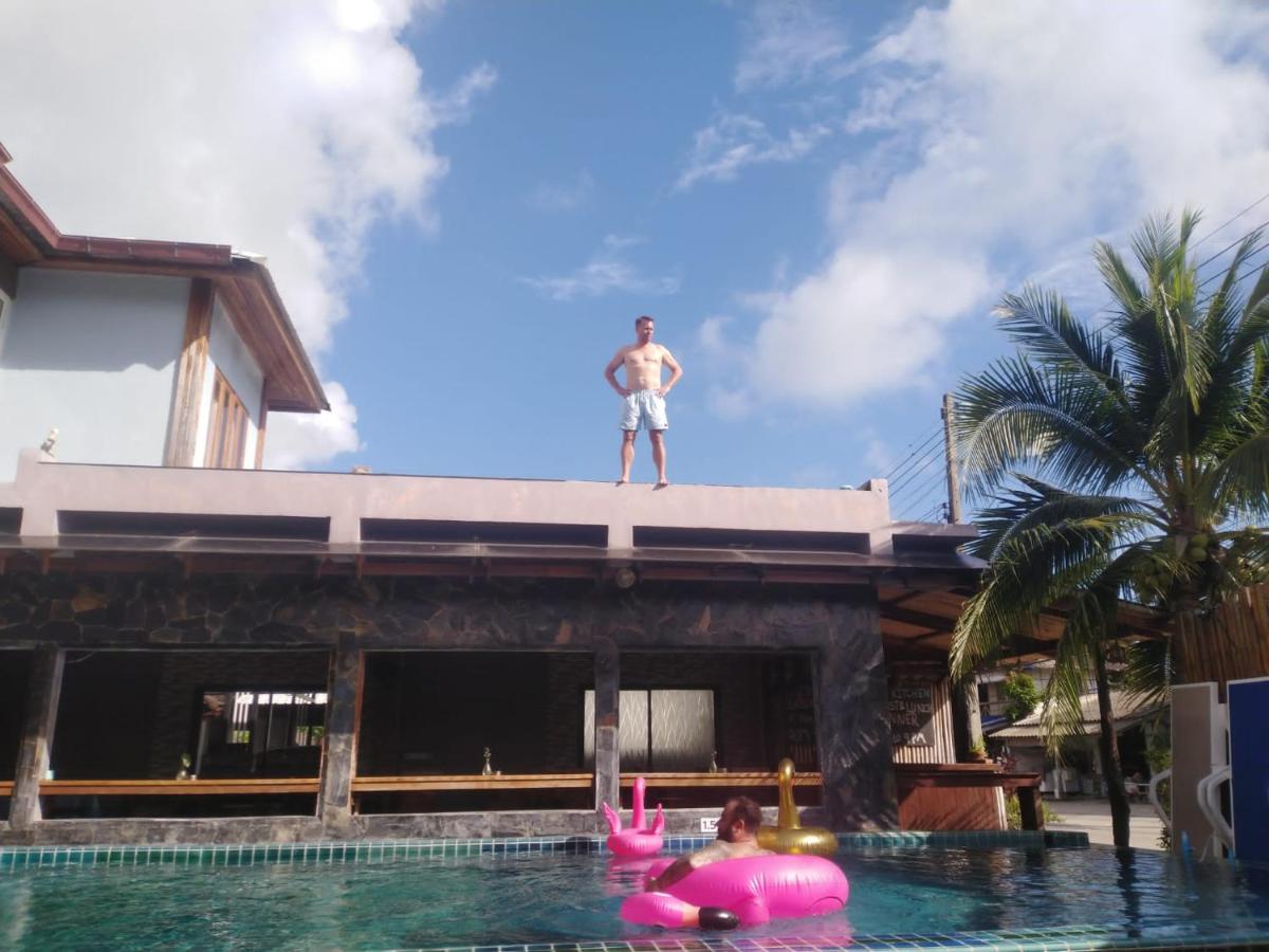 Billabong Hotel And Cafe Baan Tai Buitenkant foto
