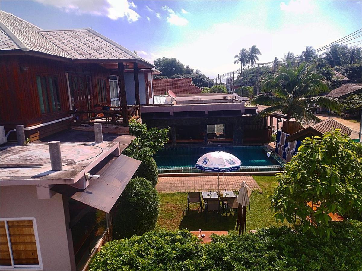 Billabong Hotel And Cafe Baan Tai Buitenkant foto